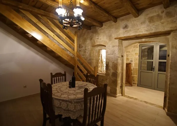 A Romantic House For Two